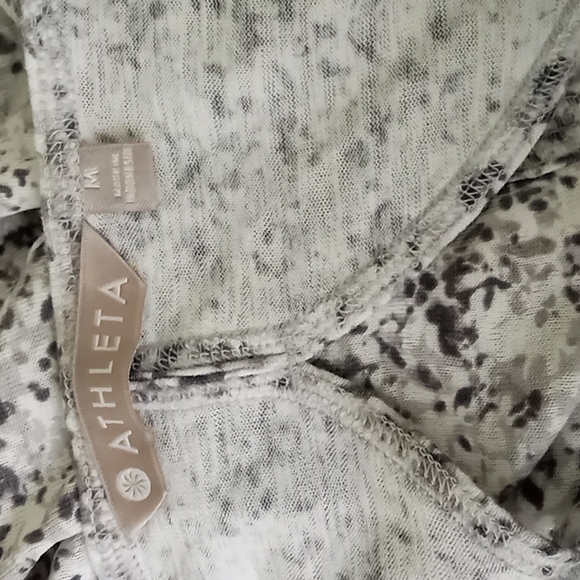 Athleta top - Picture 4 of 4